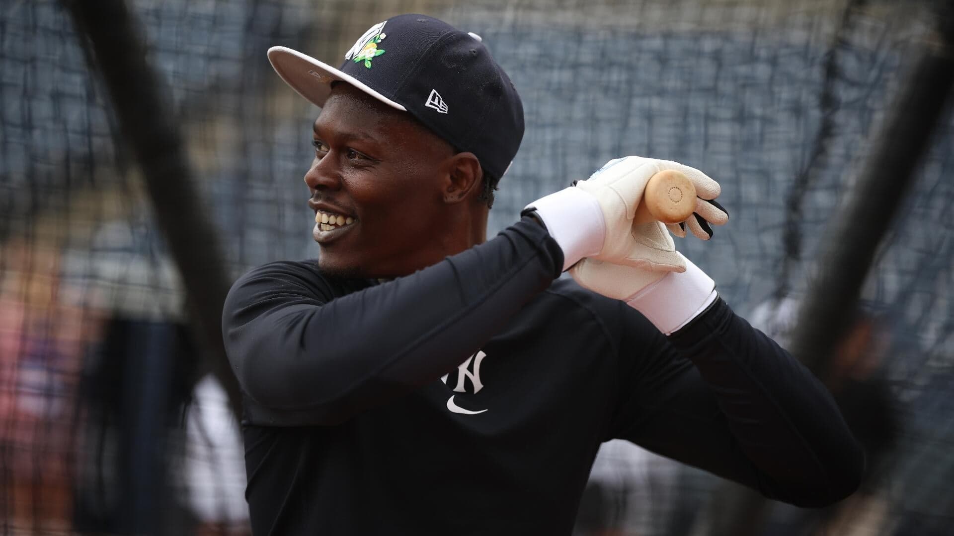 Yankees' Jazz Chisholm makes hole-in-one on 328-yard par 4 during day off from spring training