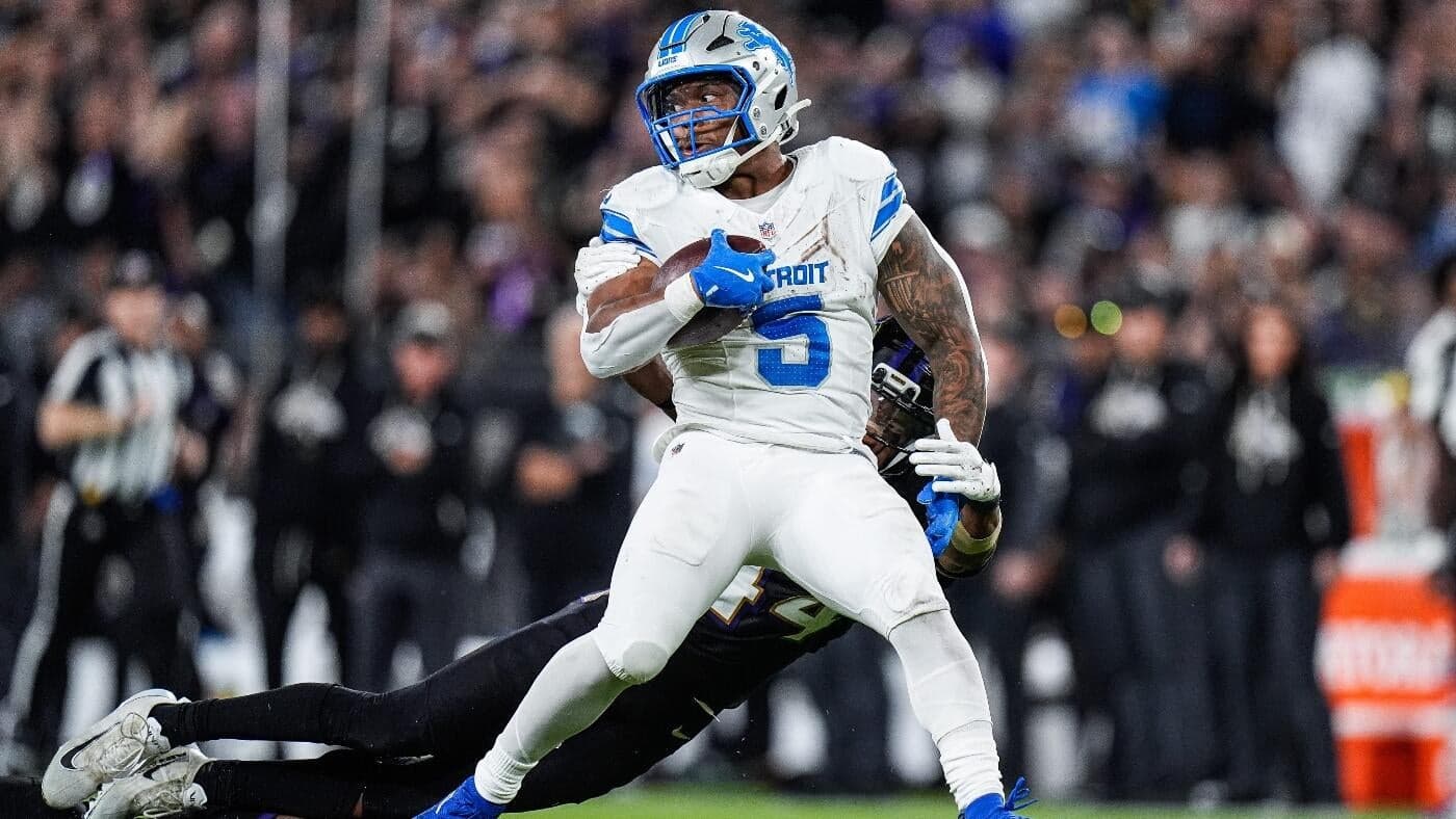 Texans acquiring veteran running back David Montgomery in trade with Lions